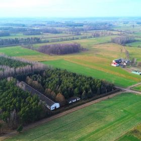 Teren 4,96 ha z halą produkcyjną i budynkiem biurowo-mieszkalnym