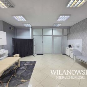 BUDYNEK HANDLOWO - USŁUGOWO-MIESZKALNY W ŚCISŁYM CENTRUM MŁAWY